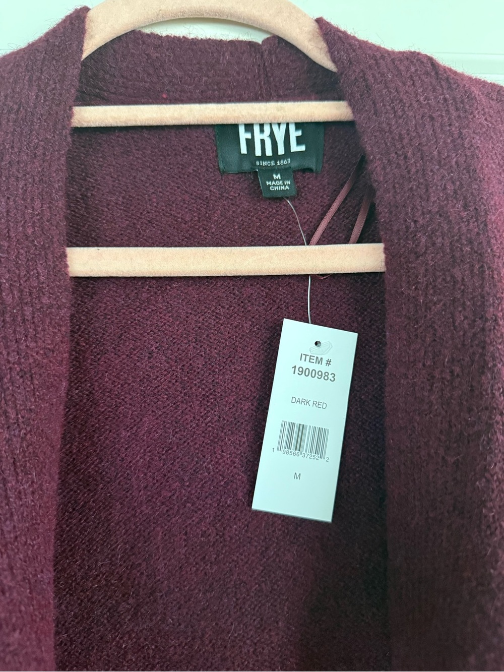 Cozy burgundy sweater - Picture 3 of 3